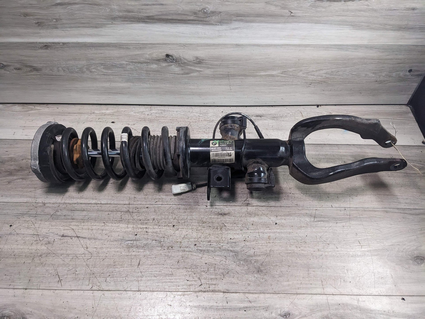 10-17 OEM BMW F13 AWD Front Right Passenger Side Suspension Shock Absorber EDC