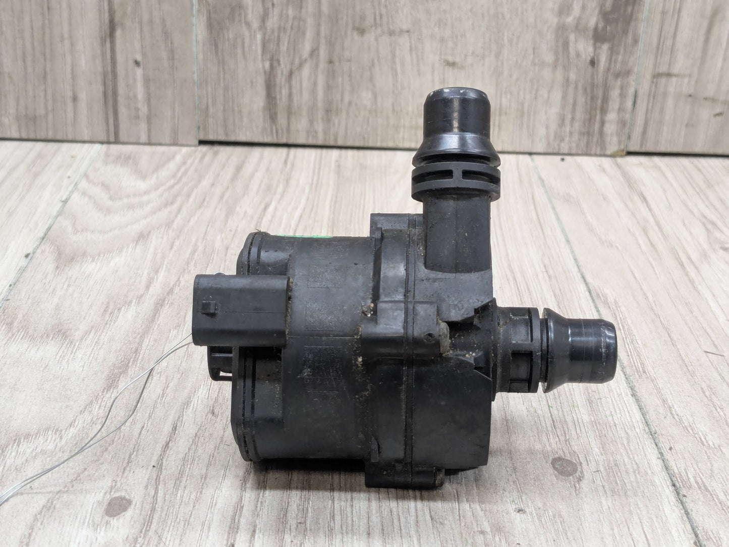 OEM BMW F90 F93 G11 G12 G16 G30 M5 Engine Electric Auxiliary Water Coolant Pump