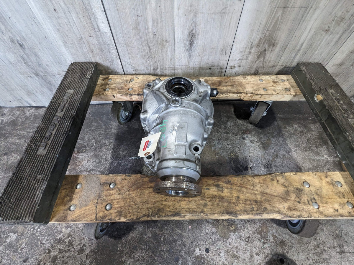 2018 BMW 540i G30 Front Axle Carrier Differential 8635703 OEM BMW G14 G15 G16 G26 G30 B46 B58 AWD Front Differential Axle Carrier 2.93 80K
