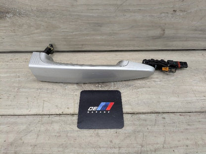 OEM BMW F22 F30 F32 F33 F36 Comfort Access Front Right Side Door Handle Silver