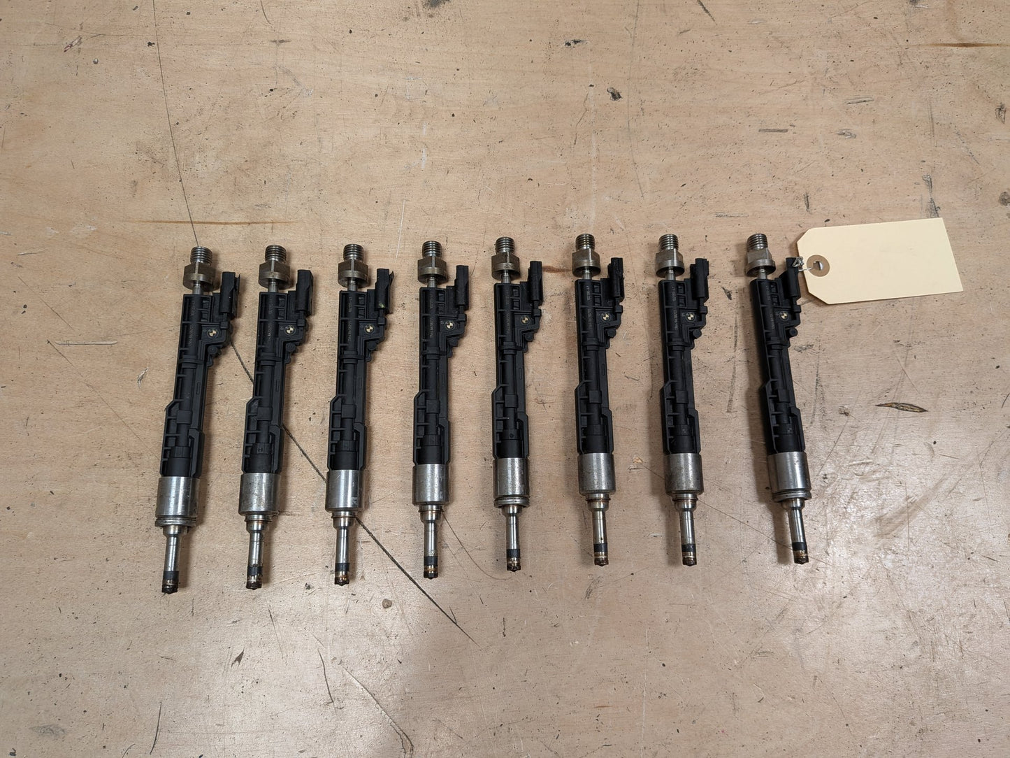 2016-2022 BMW 750i G12 Engine Motor Fuel Injector SET 8638255 2016 BMW 750i G12 - Fuel Injector PN: 8638255
