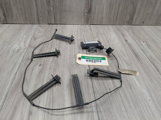 03-08 OEM BMW E85 Z4 Rear Bumper Radio Antenna Amplifier Booster Module