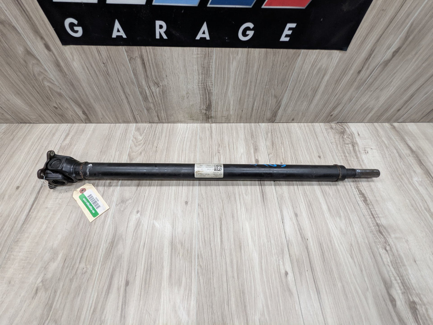 2019 BMW 330i G20 Front Propeller Driveshaft Drive Shaft 9425911 OEM BMW G12 G20 G30 F90 X3 X4 X5 M5 M8 Sedan Drive Shaft Driveshaft Front Output