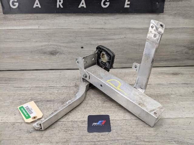 OEM BMW F01 F02 740 750 Front Right Passenger Bumper Reinforcement Mount Bracket