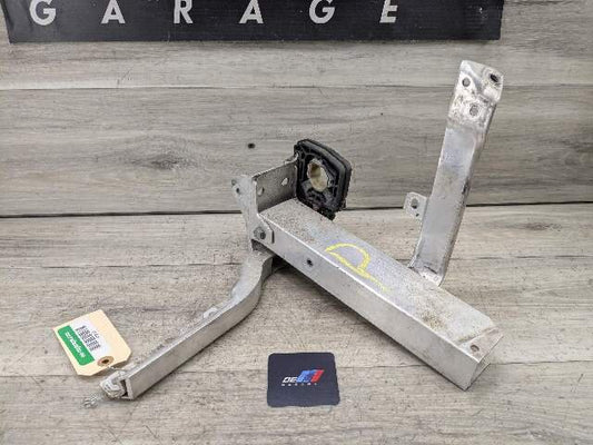OEM BMW F01 F02 740 750 Front Right Passenger Bumper Reinforcement Mount Bracket