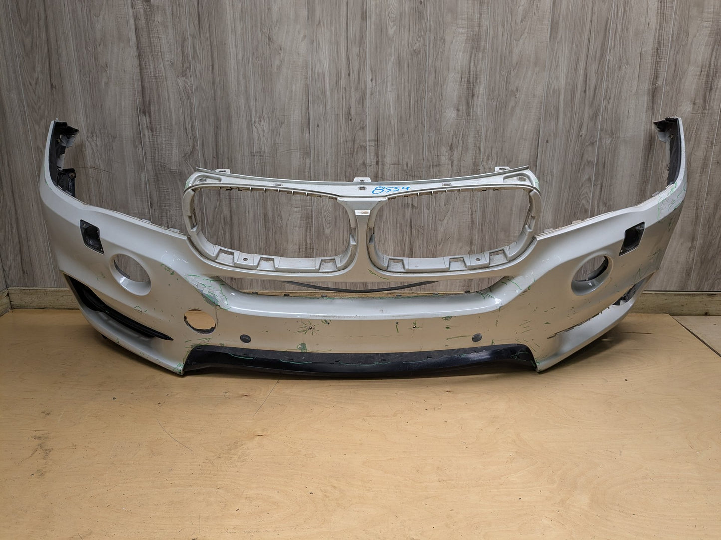 *14-18 OEM BMW F15 X5 Front Bumper Cover Panel White A96 MINERALWEISS METALLIC (A96)