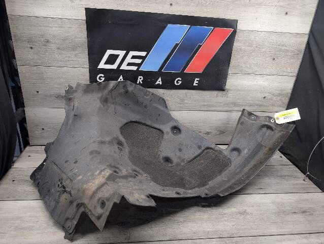 OEM BMW G30 530 540 M550 M SPORT Front Left Driver Fender Liner Splash Shield