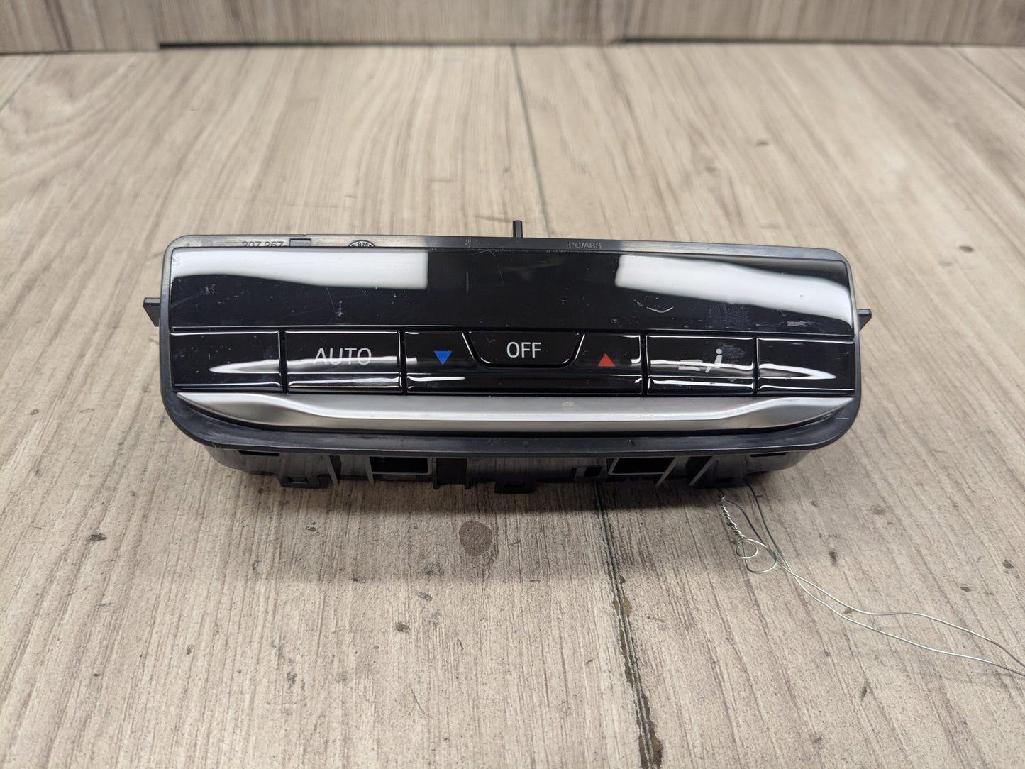 OEM BMW G01 G02 F97 F98 X3 X4 AC Rear Heater Climate Control Switch Panel