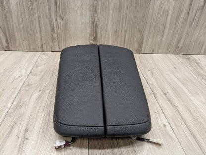 16-22 OEM BMW G11 G12 740 750 M760 Center Console Arm Rest Armrest Leather Black