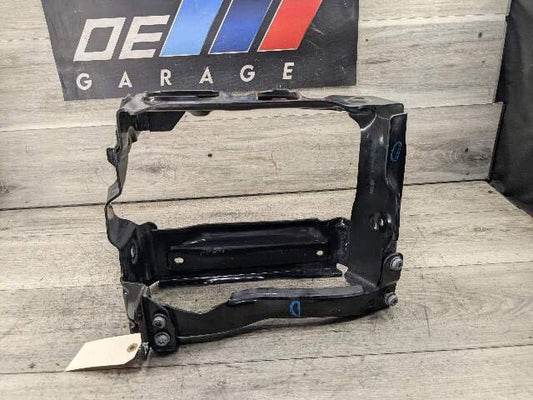 16-24 OEM BMW G12 G30 F90 M5 M8 Left Bumper Radiator Support Crash Reinforcement
