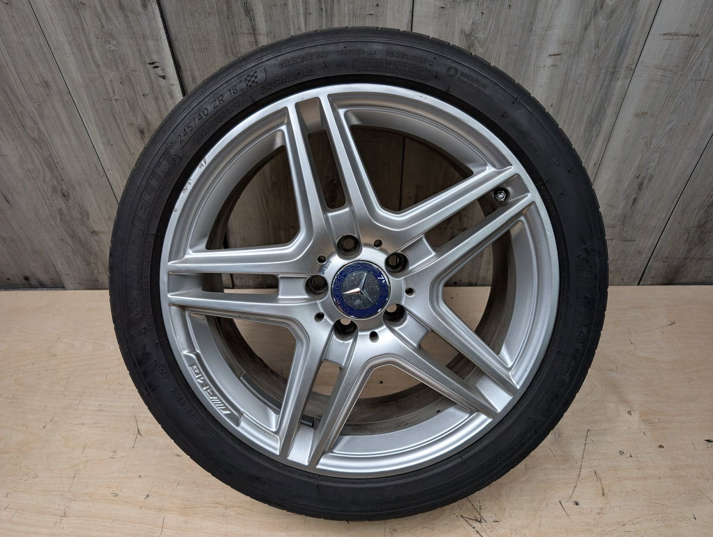*OEM Mercedes W207 E300 E400 E550 AMG Front Wheel Rim 18x8 ET45 5 Double Spoke