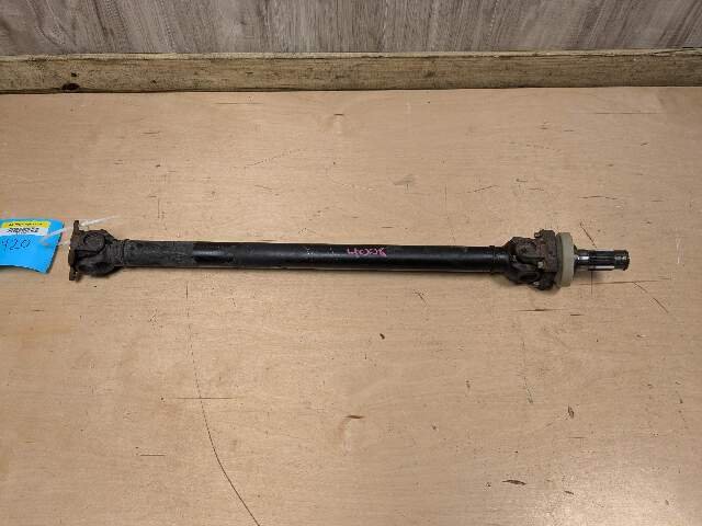 2010 - 2015 BMW 750i F01 Front Propeller Driveshaft Drive Shaft 8628043 N63B44O1