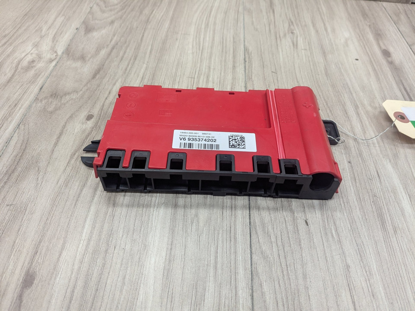 OEM BMW G11 G12 G14 G15 G16 G30 B+ Junction Terminal Power Relay Fuse Box