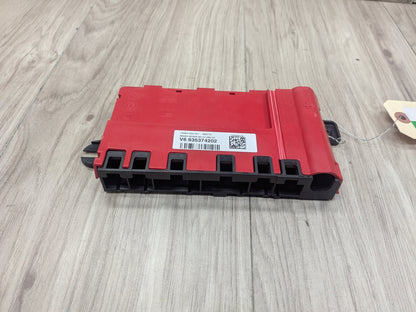 OEM BMW G11 G12 G14 G15 G16 G30 B+ Junction Terminal Power Relay Fuse Box