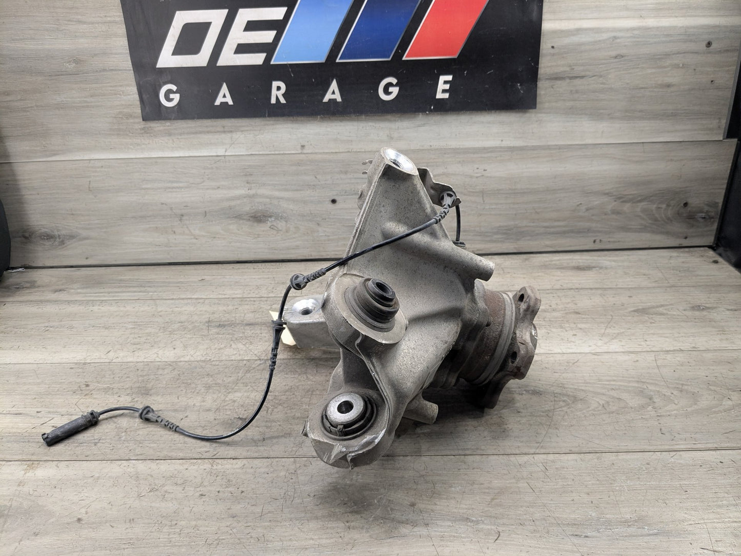 OEM BMW G05 G06 G07 X5 X6 X7 Rear Right Passenger Hub Spindle Knuckle Bearing