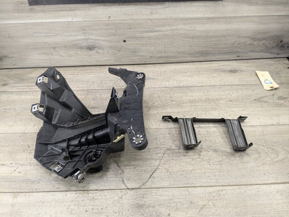 OEM BMW F15 F16 F85 F86 X5 X6 Front Left Driver Fender Mount Support Brackets