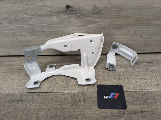 19-24 OEM BMW G29 Z4 Front Left Driver Side Fender Holder Bracket SET