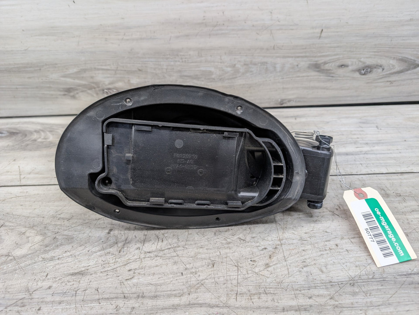 2009-2017 Mercedes-Benz E550 E-Class A207 Fuel Gas Tank Filler Cap A2076300167 OEM