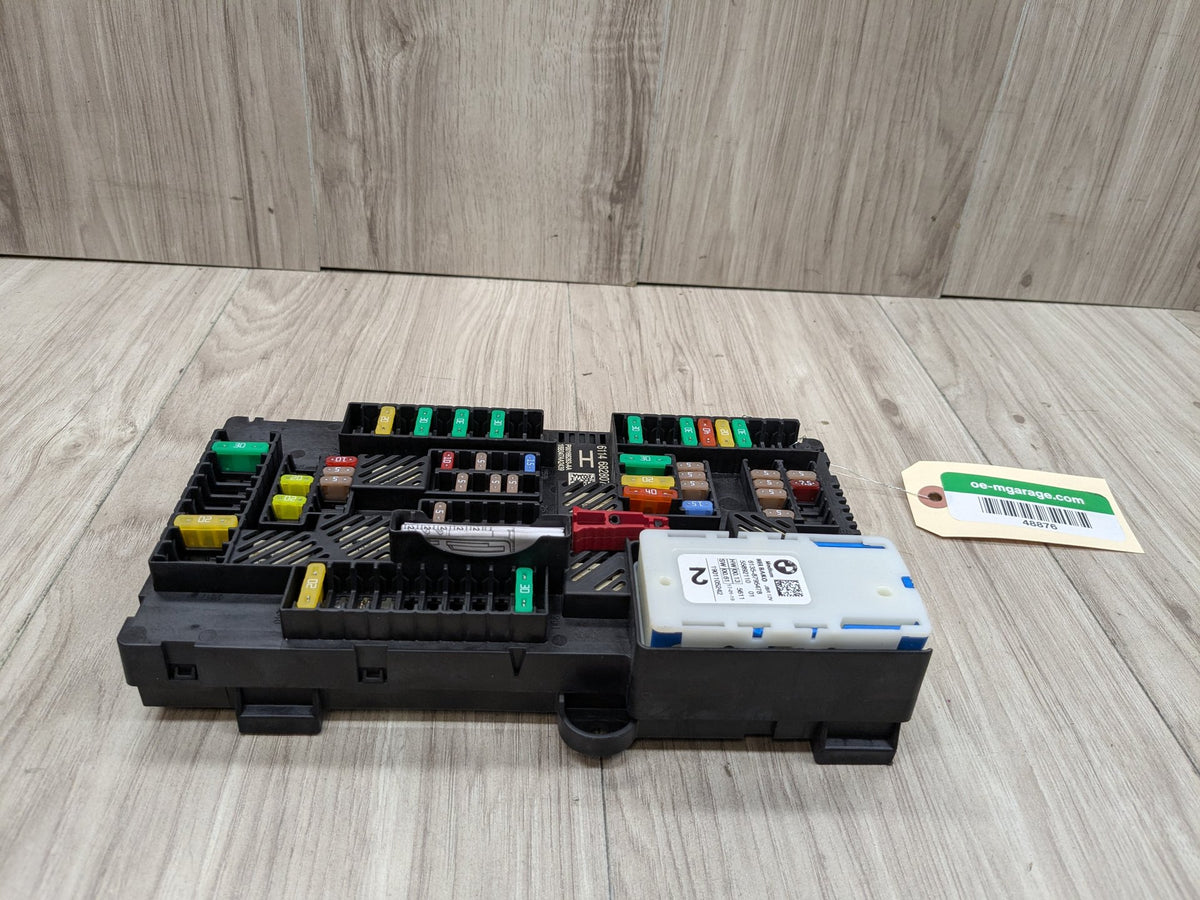 OEM BMW G01 X3 G02 X4 Rear Battery Power Distribution Fuse Relay Junction Box