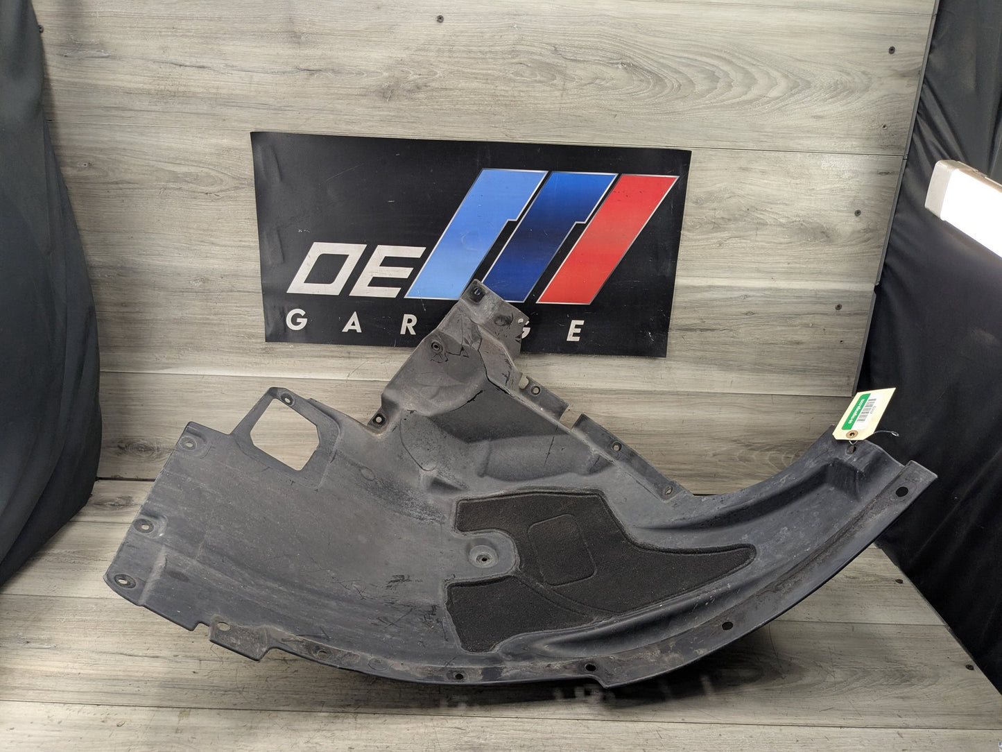 14-18 OEM BMW F15 F85 X5 X5M Right Passenger Fender Liner Wheel Splash Shield