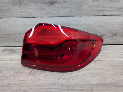 2017 - 2023 BMW M550i G30 Rear Right Passenger Outer Tail Light 7376470 N63B44O2