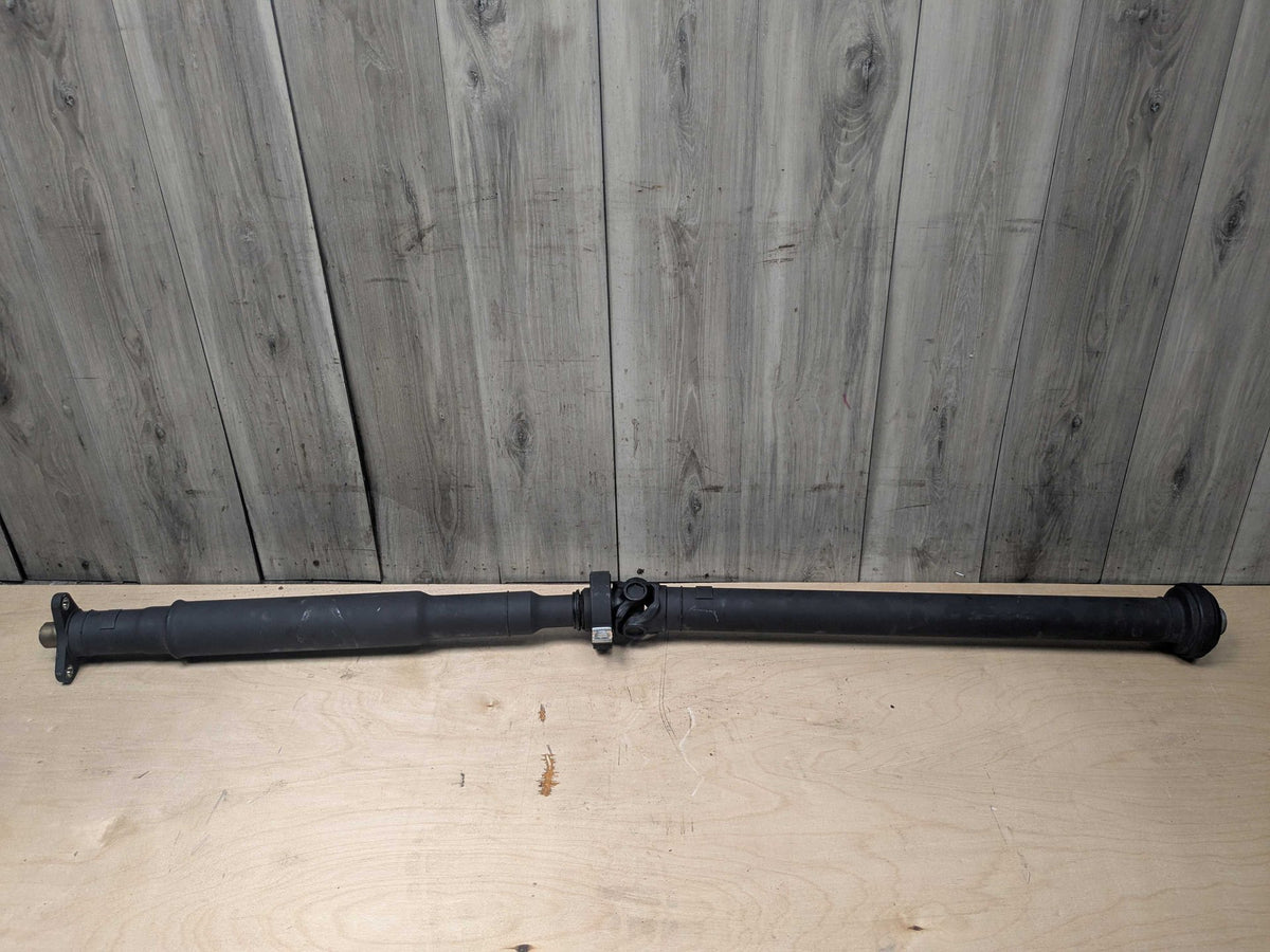 2021 BMW X5 G05 Rear Propeller Driveshaft Drive Shaft 8487410 19-23 OEM BMW G05 G06 X5 X6 40i RWD Rear Driveshaft Drive Shaft Propeller B58C OEM