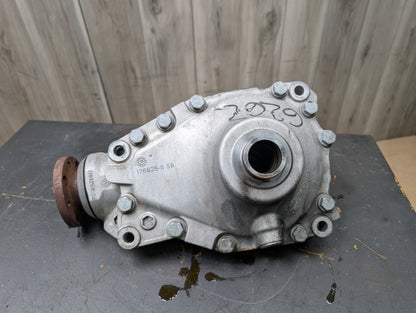 2020 BMW 740i G12 Front Axle Carrier Differential 7647386 OEM BMW G11 G12 G20 G30 xDrive AWD Front Differential Axle Gearbox Carrier 2.81