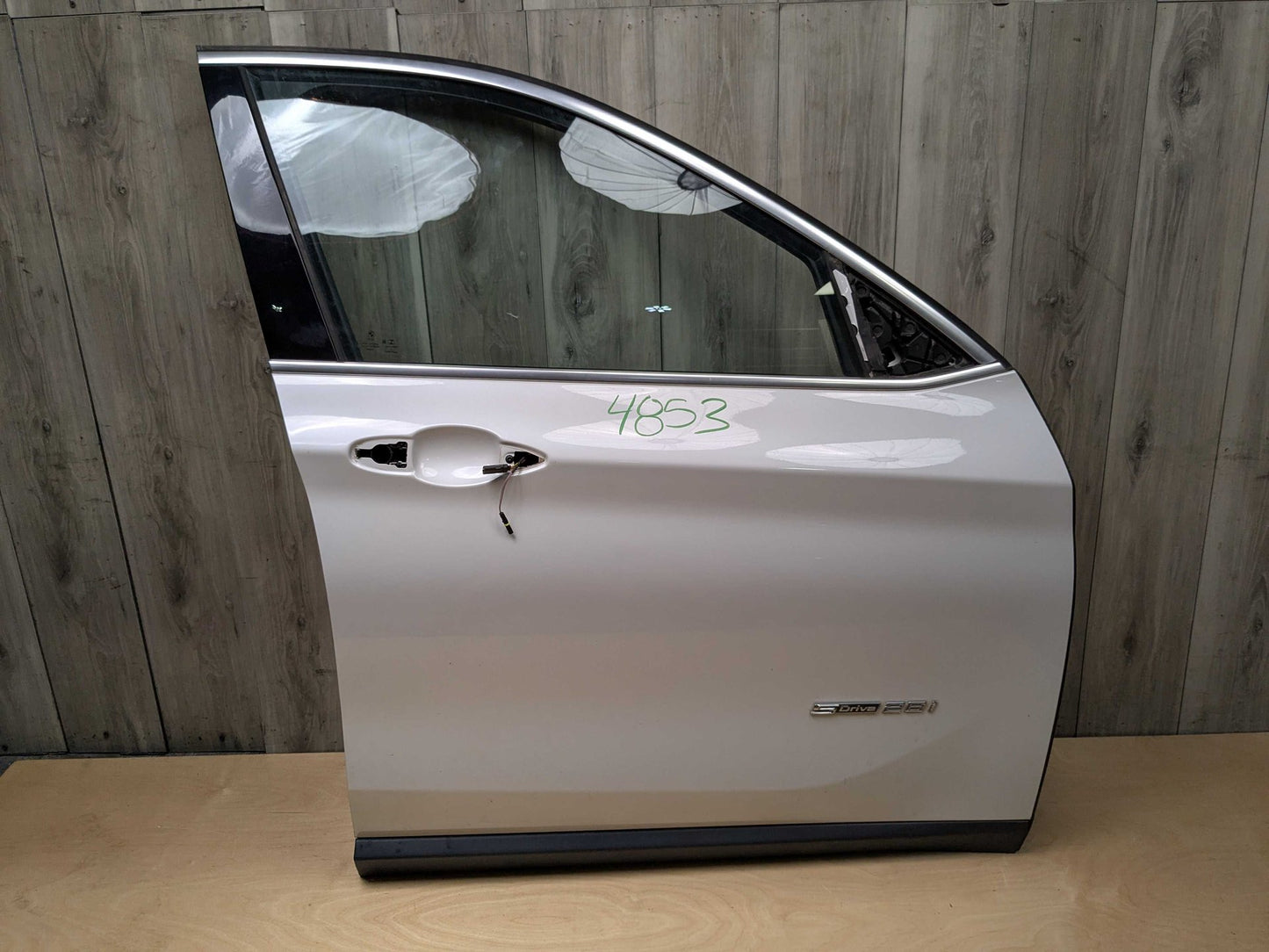 *16-22 OEM BMW F48 X1 28i 28iX Front Right Passenger Door Shell Panel White A96 MINERALWEISS METALLIC (A96)