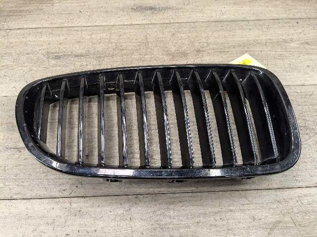 11-13 OEM BMW F10 528 535 550 Front Right Side Bumper Chrome Grille Insert*