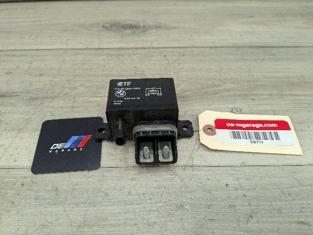 2020 BMW X5 G05 Cooling Fan Relay Module 6836504 OEM BMW F23 F30 F44 F80 G01 G05 G12 G30 Cooling Fan Relay Control Module 130A