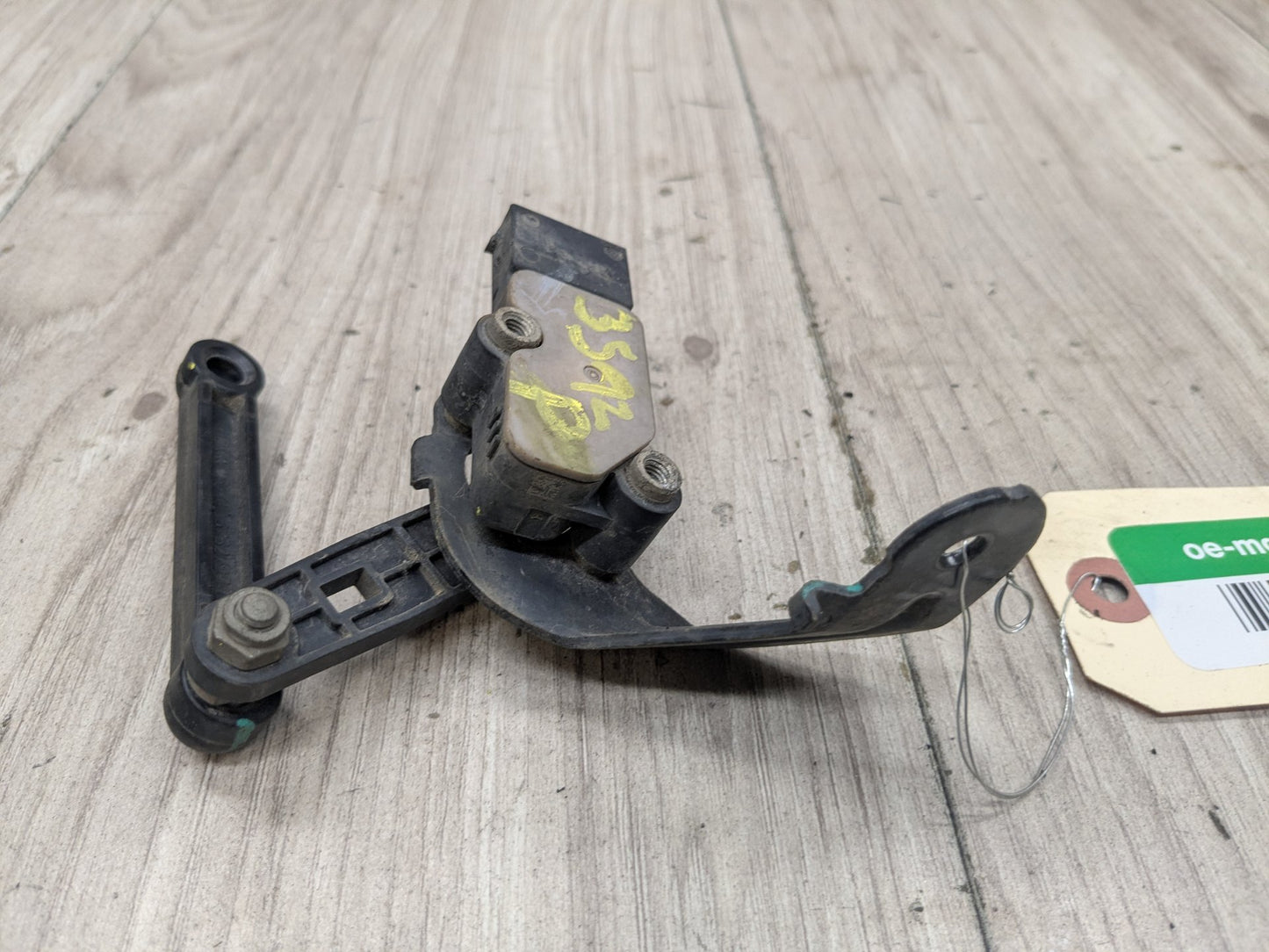 OEM BMW F15 F48 G01 G05 X5 Left Driver Suspension Headlight Height Level Sensor