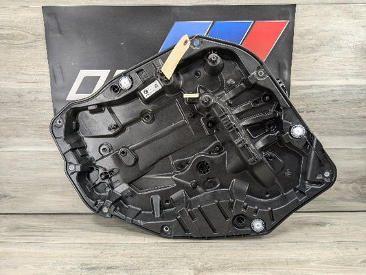 19-25 OEM BMW G05 X5 REAR RIGHT Passenger Door Window Regulator Motor