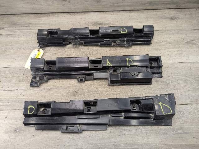 2011 - 2016 BMW 335i F30 Left Driver Side Skirt Rocker Panel Brackets SET 7256915 N55B30M0