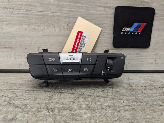 OEM BMW G20 G22 G23 G26 G42 G80 G82 G83 Headlight Control Switch Light Module