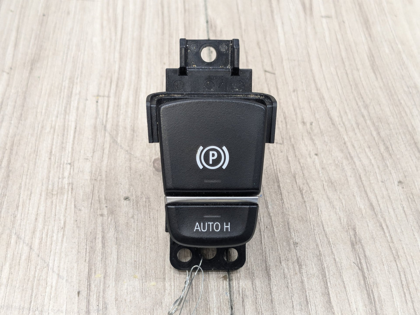 OEM BMW F90 M5 G30 G01 X3 G02 X4 F97 F98 Parking Brake Auto Hold Switch BLACK