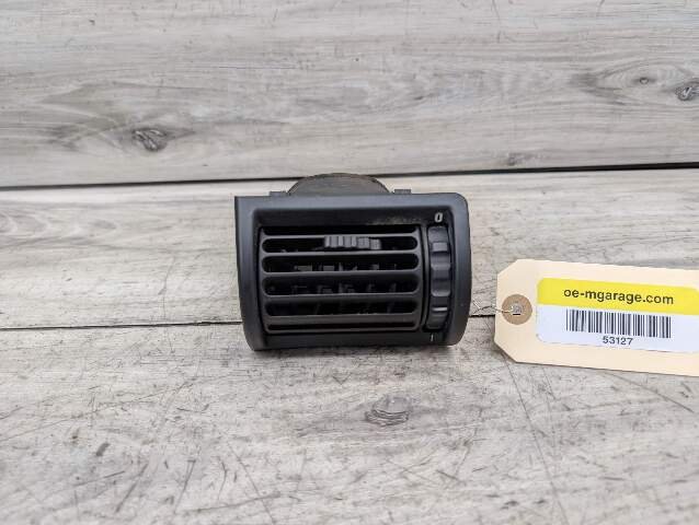 1996 - 2003 BMW Z3 E36 Dashboard Dash Board Right Passenger Air Vent 8397716 M54B25O0