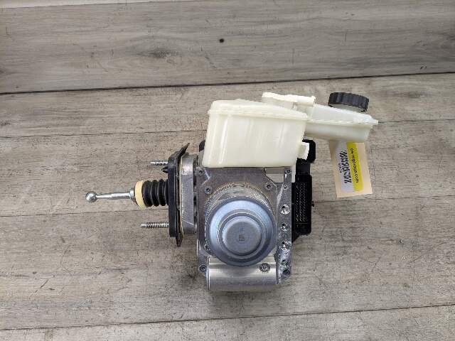 2019 - 2026 BMW X5 G05 ABS Pump Module 6899247 B58B30M1