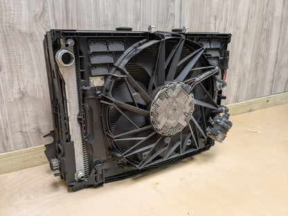 09-15 OEM BMW F01 F02 750 Radiator Condenser Cooling Fan Shroud Assembly N63