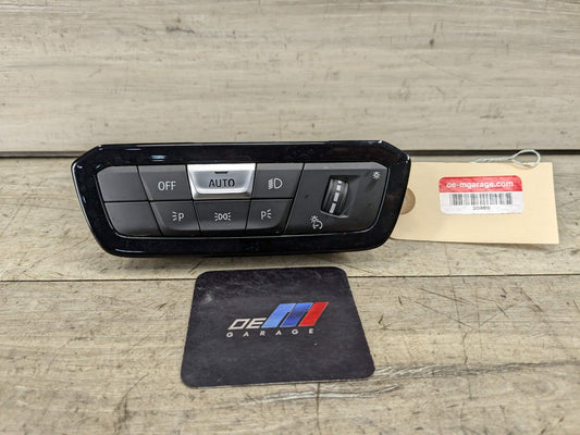 OEM BMW G20 G22 G23 G26 G42 G80 G82 M3 M4 Headlight Control Switch Light Module