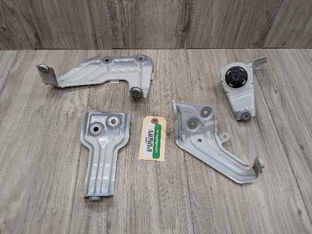 18-24 OEM BMW G01 G02 F97 X3 X4 Right Passenger Fender Wing Holder Bracket SET