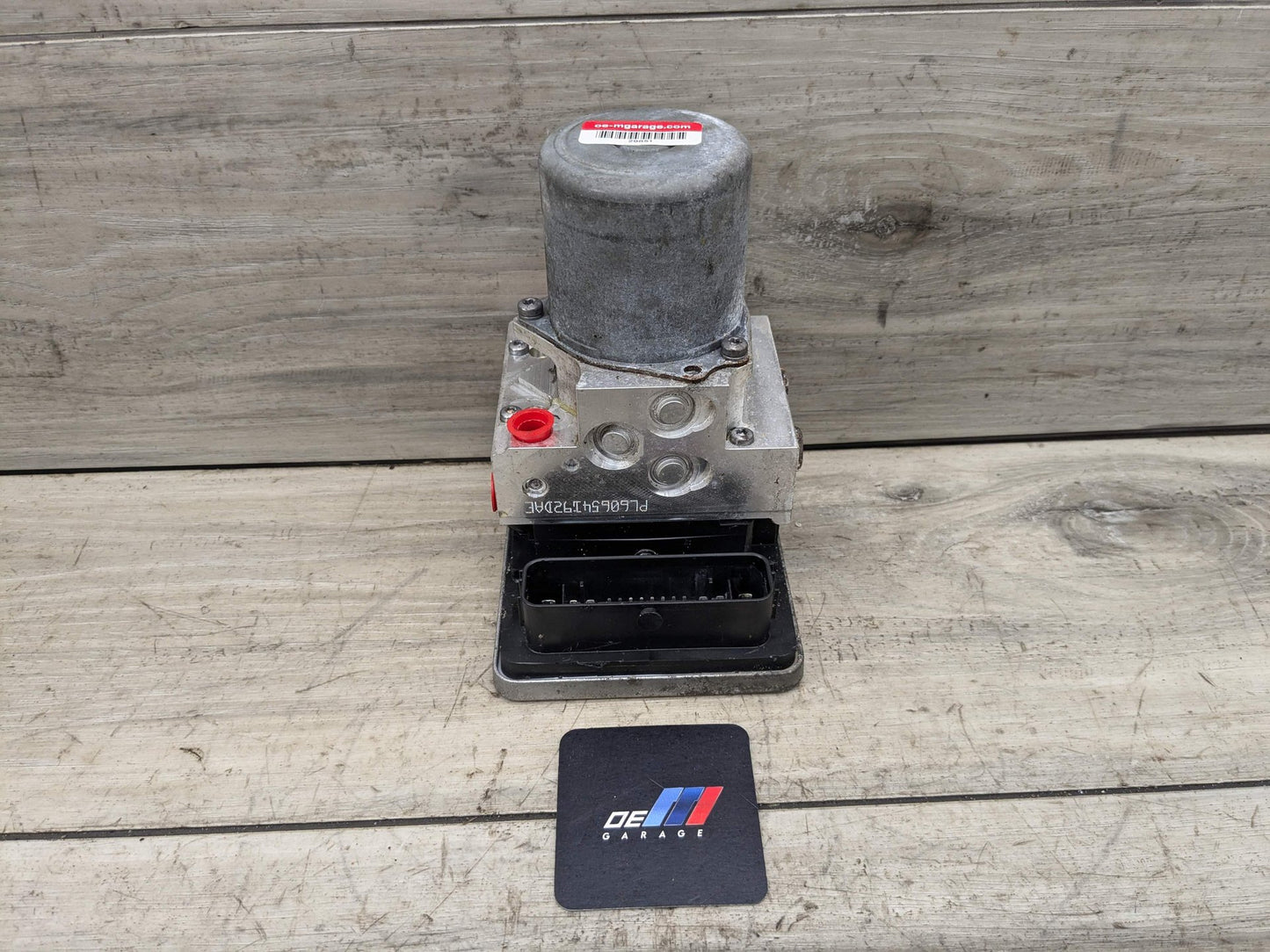 2016 BMW 750i G12 ABS Pump Module 6882933 16-19 OEM BMW G30 G32 G11 G12 750 DSC ABS Pump Computer Unit Anti Lock Brake