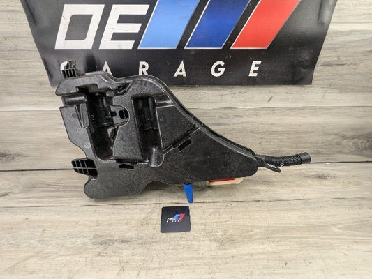 19-25 OEM BMW G20 G22 G23 330 M340 Windshield Wipe Washer Bottle Tank Reservoir