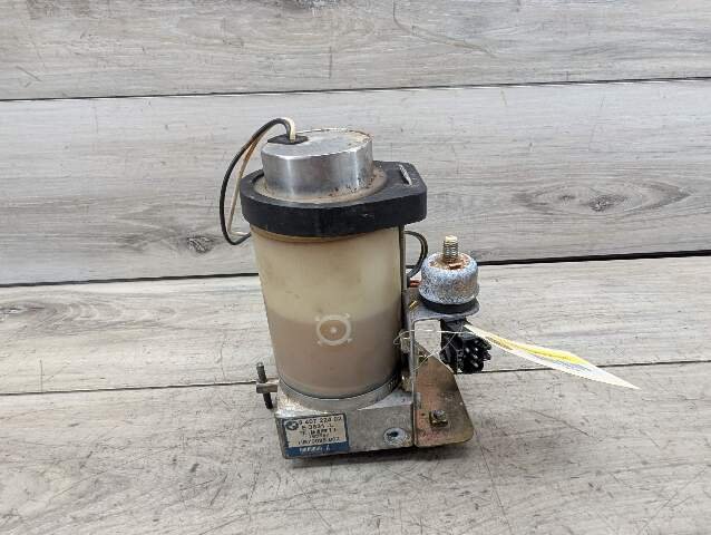 1996 - 2003 BMW Z3 E36 Convertible Pump Motor 8407224 M54B25O0