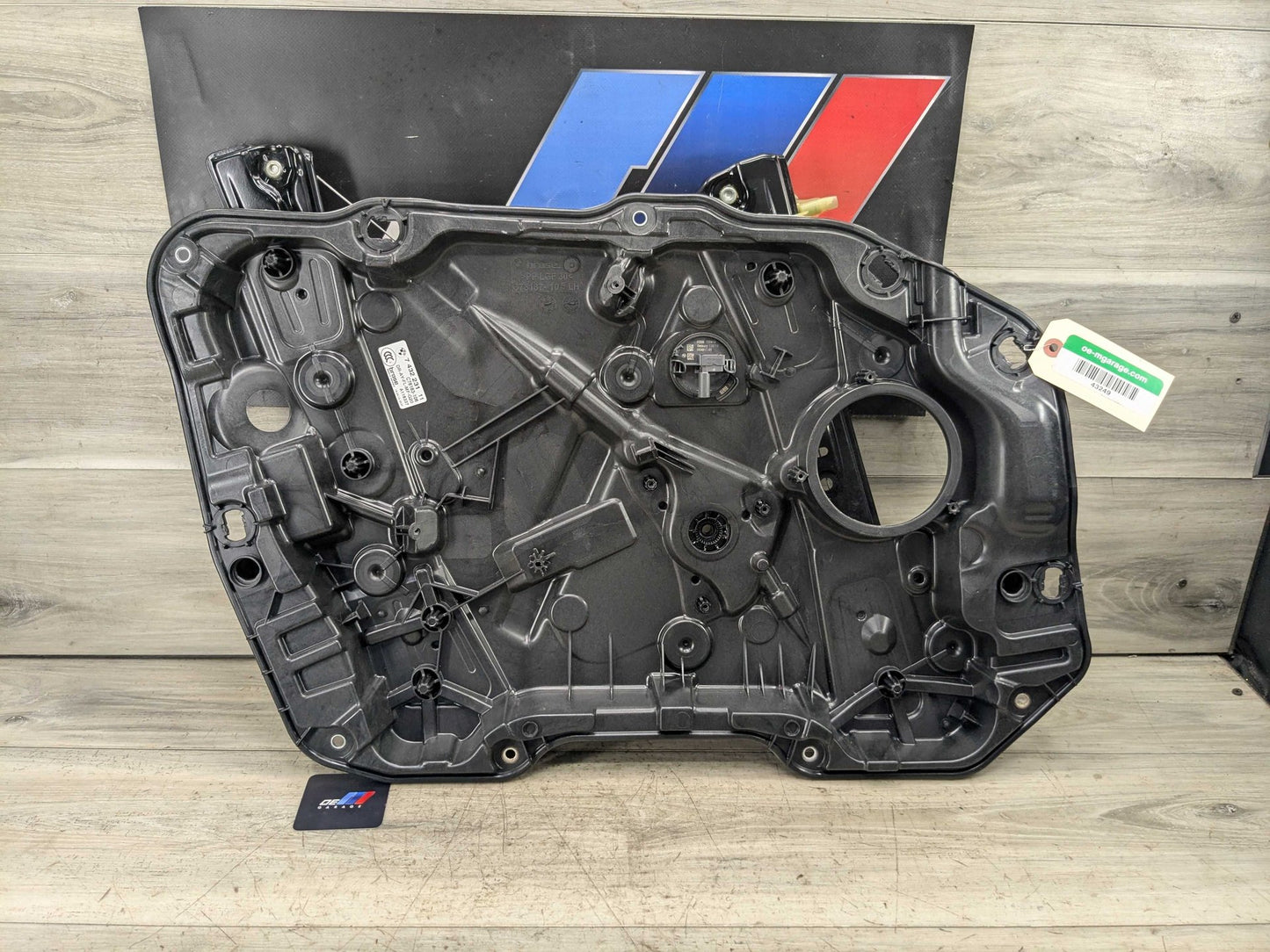 2019 BMW 330i G20 Front Left Driver Door Window Glass Regulator Motor 7432231 OEM BMW G20 G80 330 M340 M3 FRONT Left Driver Door Window Regulator Motor