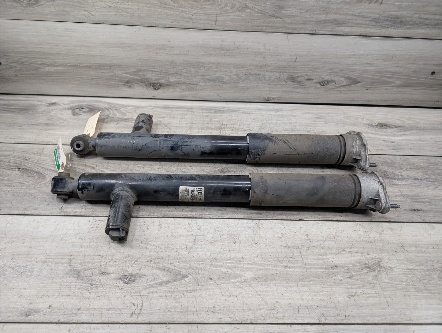 2009-2017 Mercedes-Benz E550 E-Class A207 Rear Left Right Spring Strut Shock Absorbers SET A2073203130