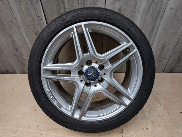 *OEM Mercedes W207 E300 E400 E550 AMG Front Wheel Rim 18x8 ET45 5 Double Spoke
