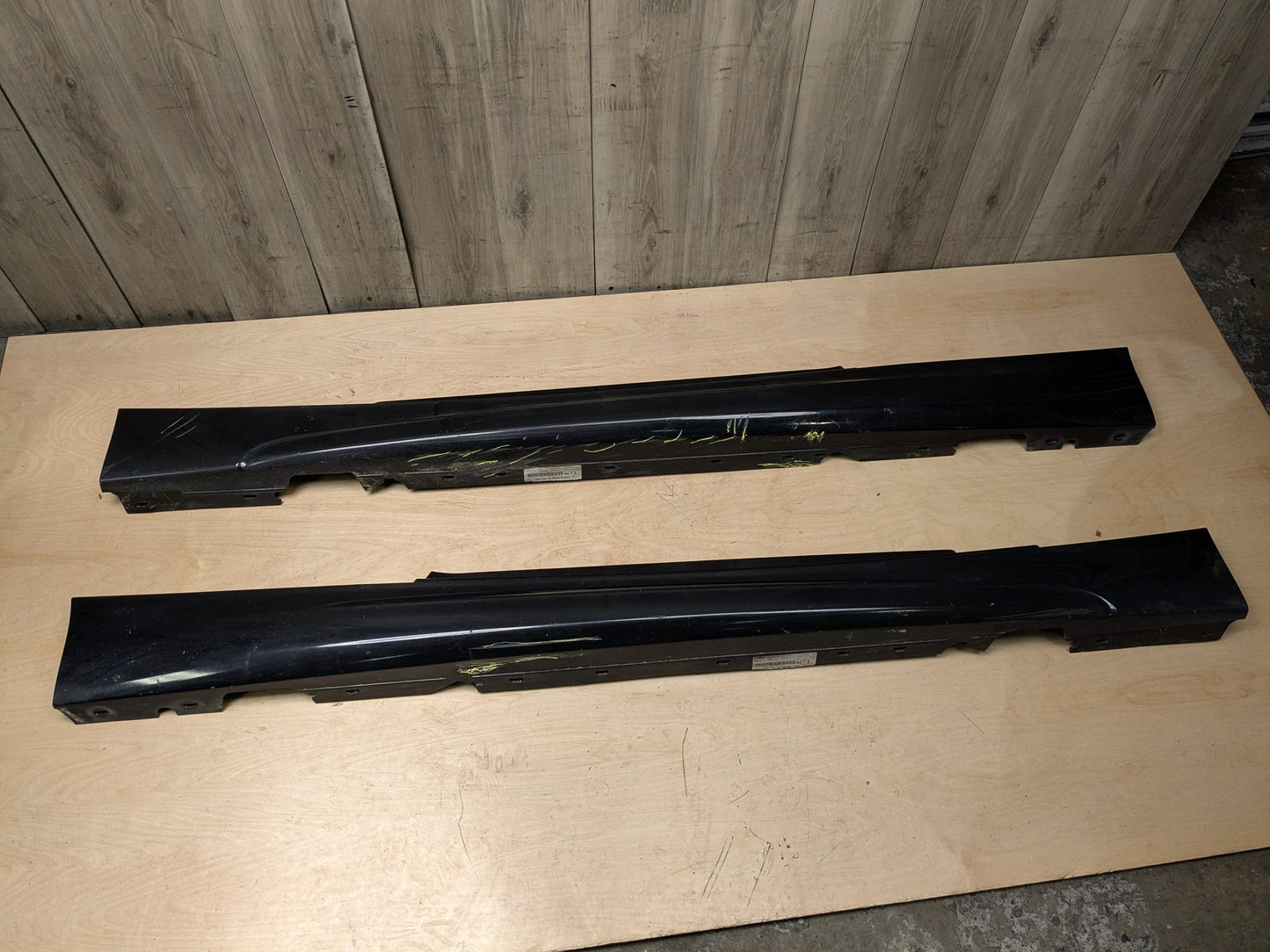 OEM BMW E82 E88 128 135 M SPORT Left Right Side Skirt Rocker Panel Black 668