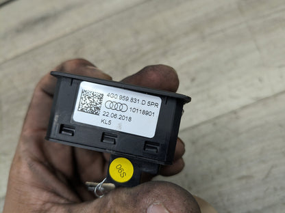 18-24 OEM AUDI Q5 SQ5 Impact Sound Control Module Unit