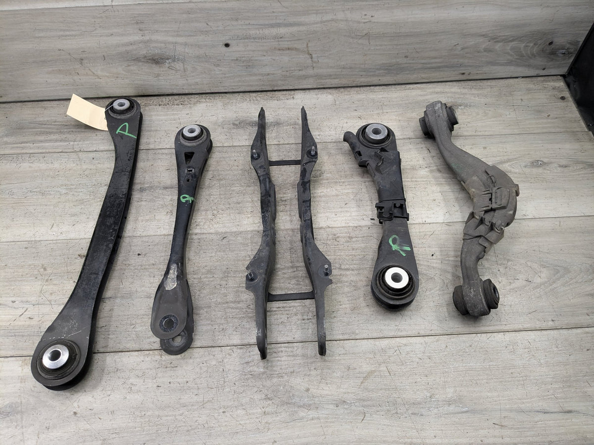 2017-2023 BMW M550i G30 Rear Right Passenger Control Arms SET 6861114 OEM BMW G11 G12 G14 G15 G16 G30 Rear Right Passenger Upper Lower Control Arm SET