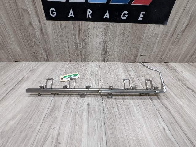 OEM BMW E36 E39 E46 E53 E60 E85 Engine M54 High Pressure Fuel Injector Line Rail
